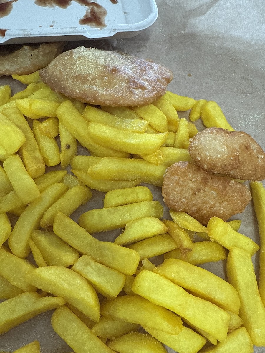 Duhok Souvlaki & Pizza Grill Photo 8