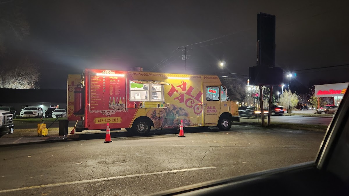 Alltaco Food Truck Photo 3