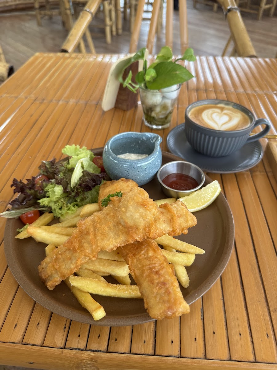 Golden Bamboo Cafe Photo 5