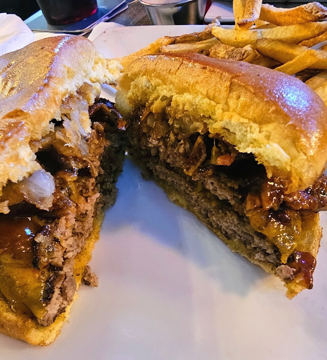 Black Barrel Bar and Grill Photo 4