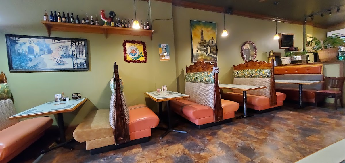 Armando's Mexican Restaurant Photo 4