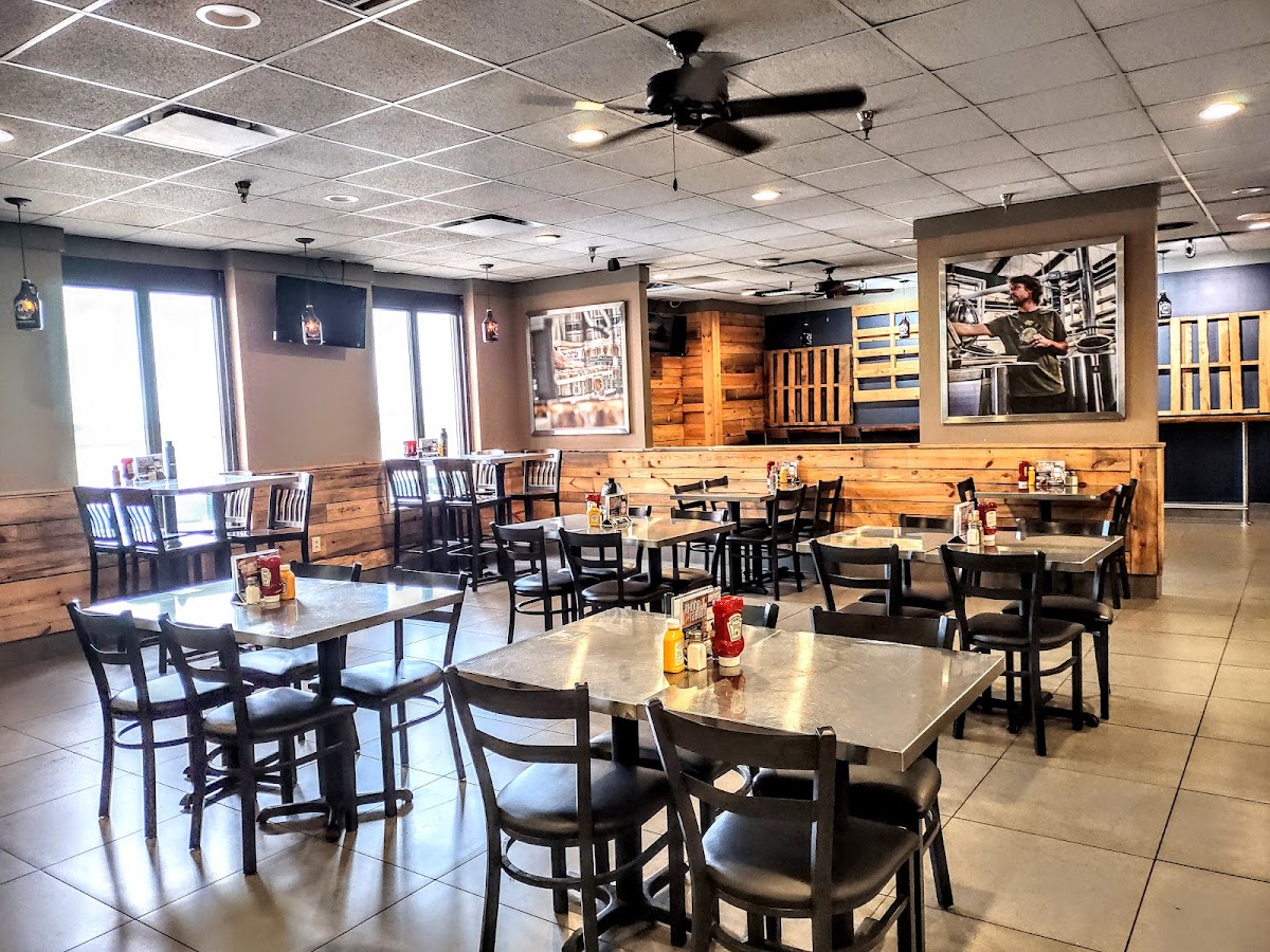 Southbound Taphouse Photo 3