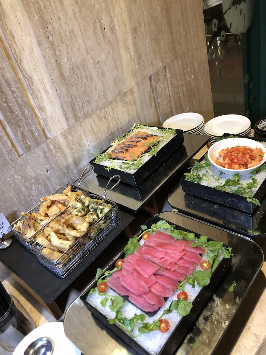 TERA All Day Dining Photo 10