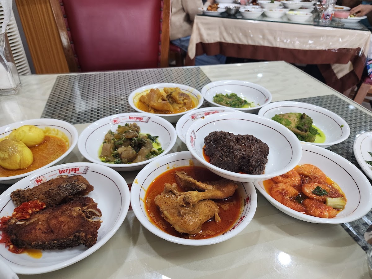 Restoran Garuda Photo 3