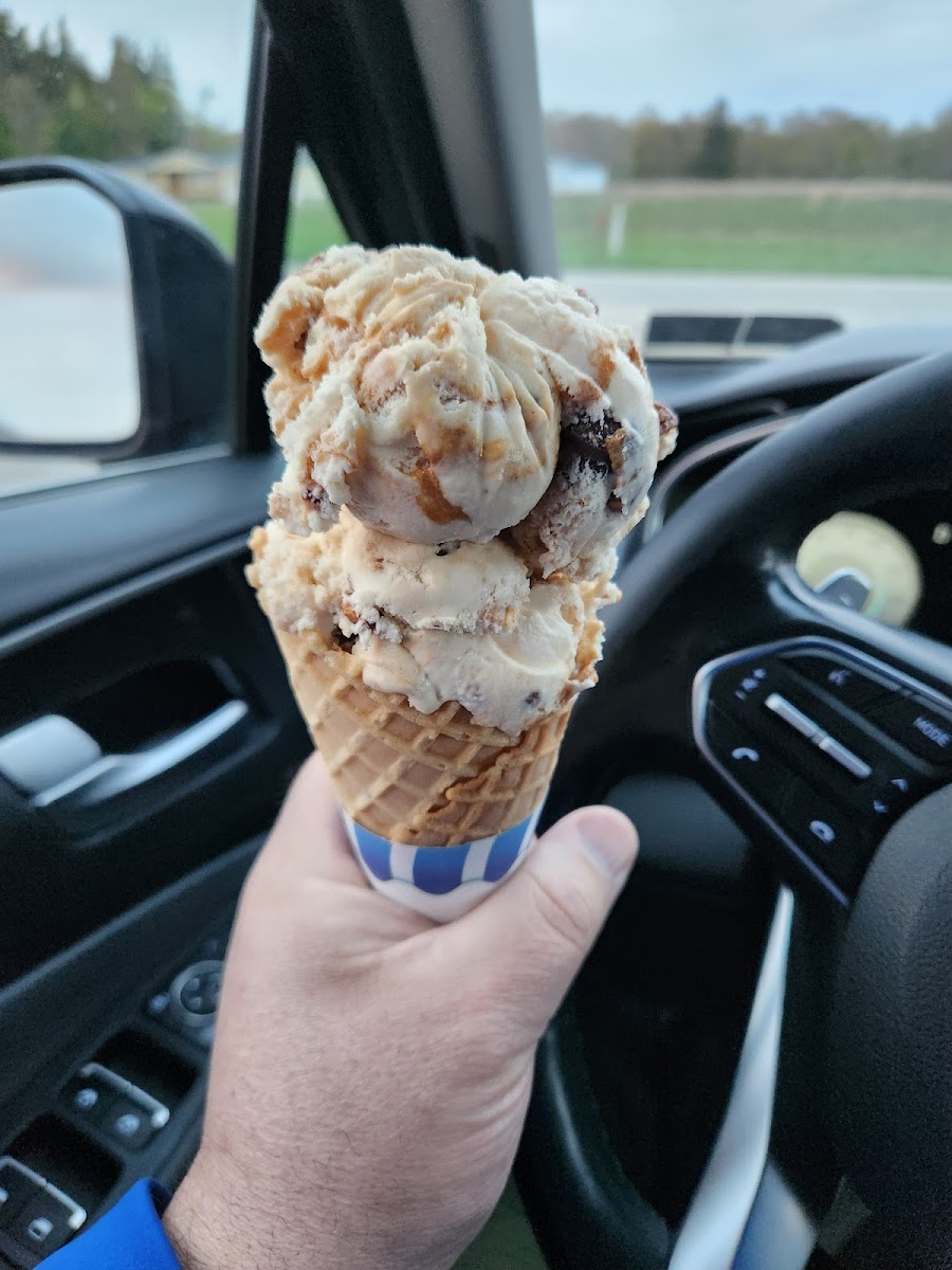 Lucky Duck Creamery Photo 5