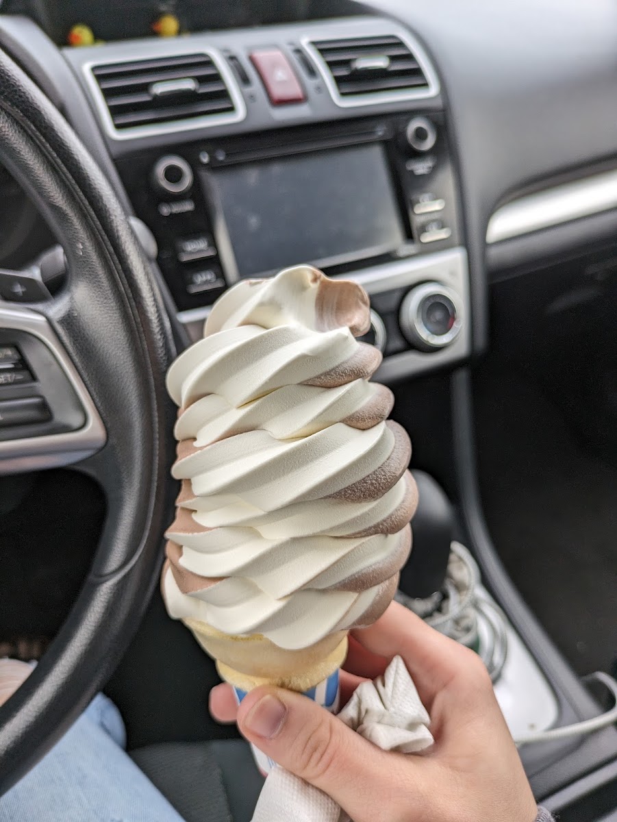 Lucky Duck Creamery Photo 6