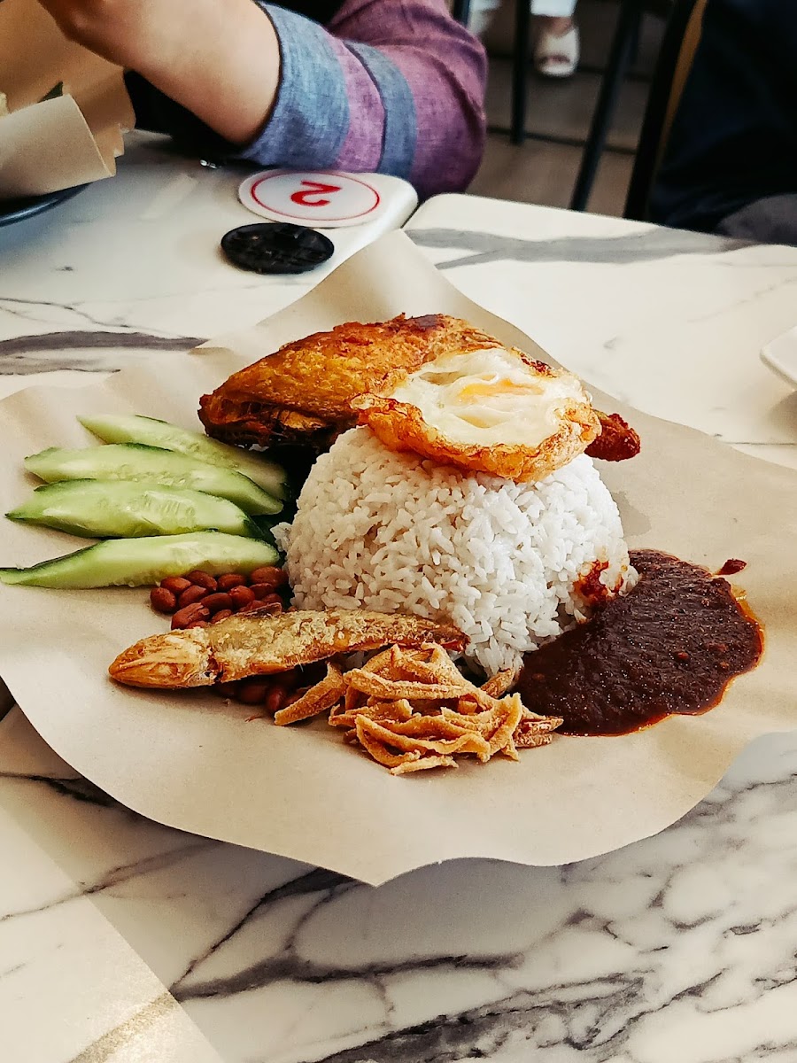 Mom's Laksa Photo 10