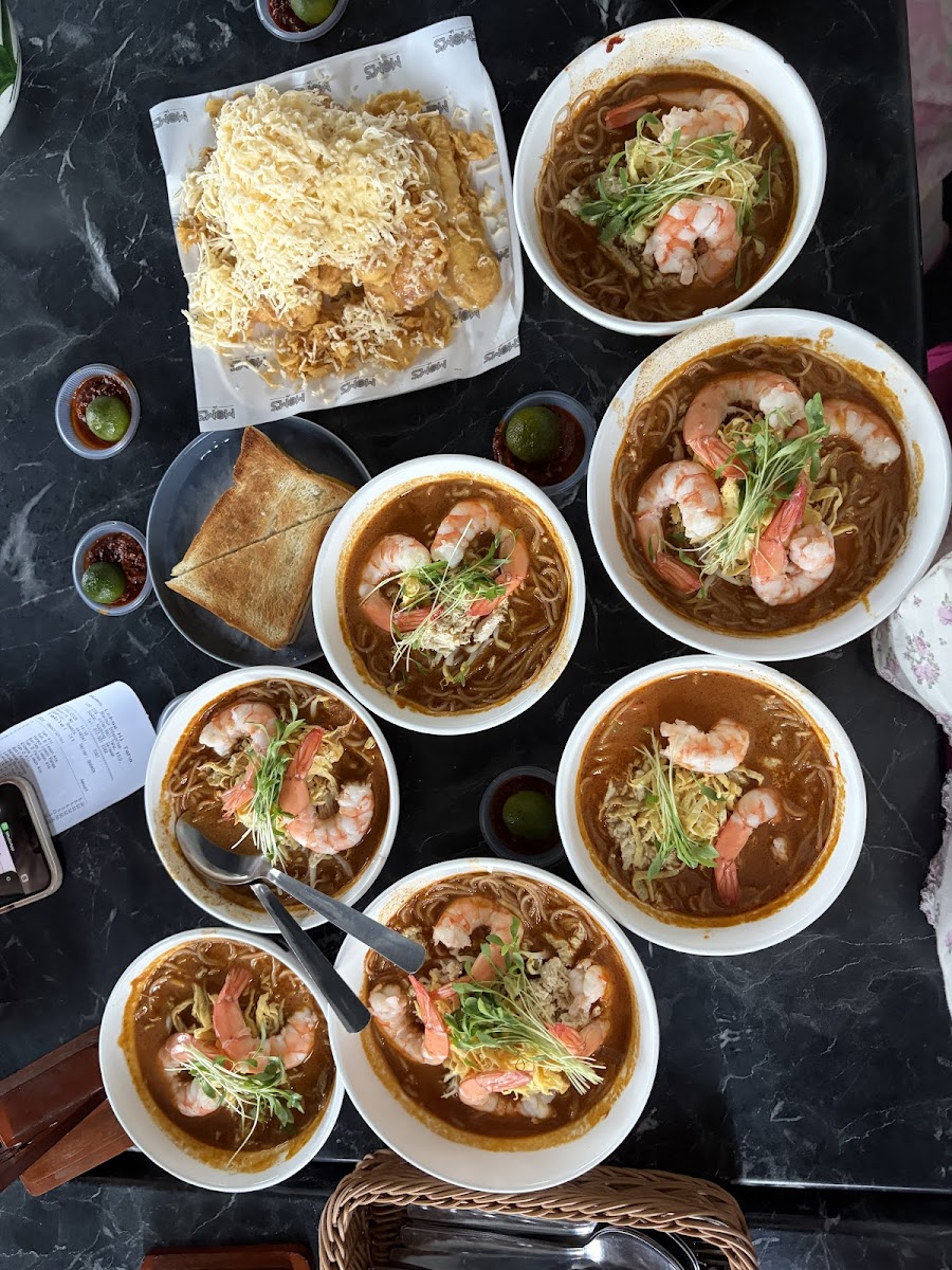 Mom's Laksa Photo 3