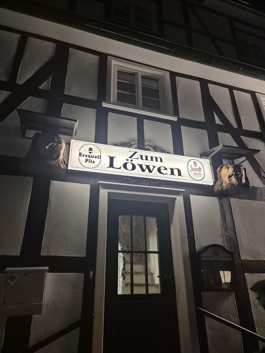 Gasthof zum Löwen da mauri e famiglia