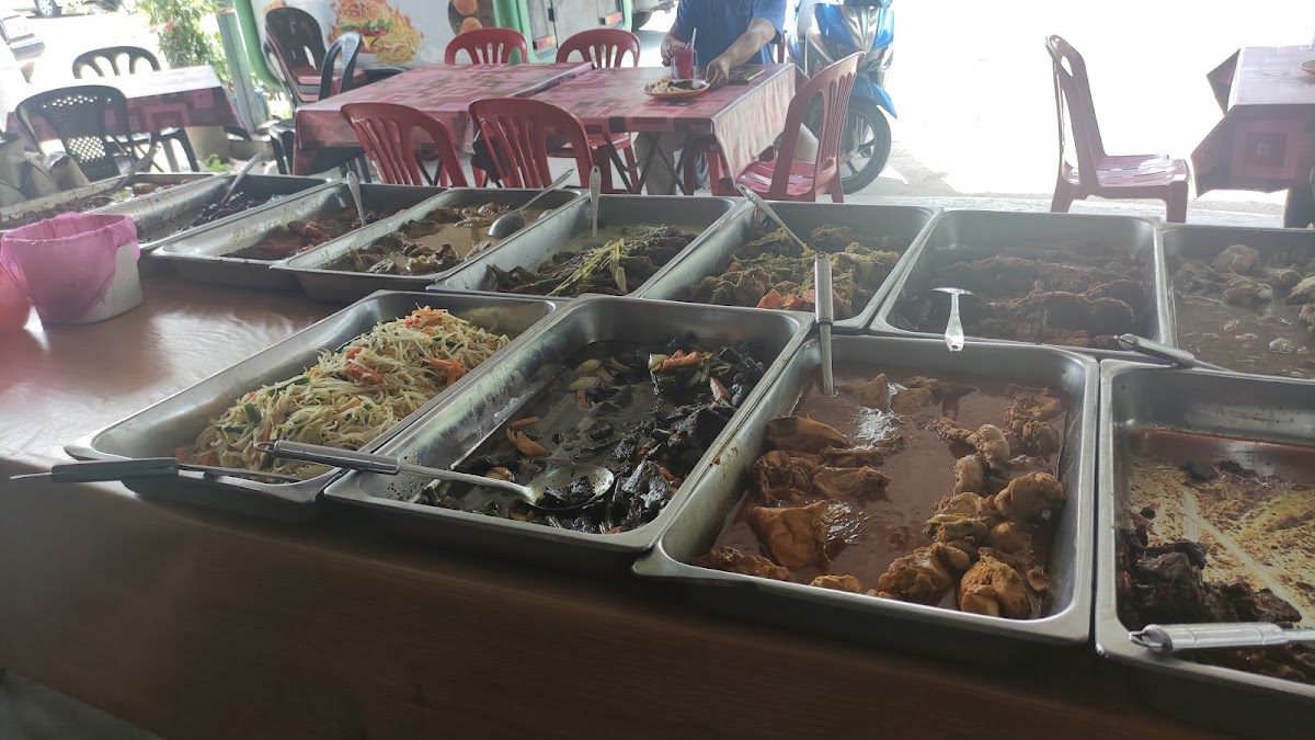 Kedai Makan Gulai Kawah (SRI MAKMUR FC CORNER MERU KLANG))