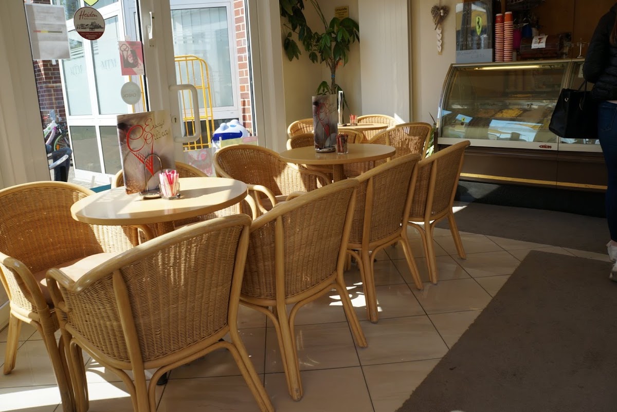 Eiscafé Cortina