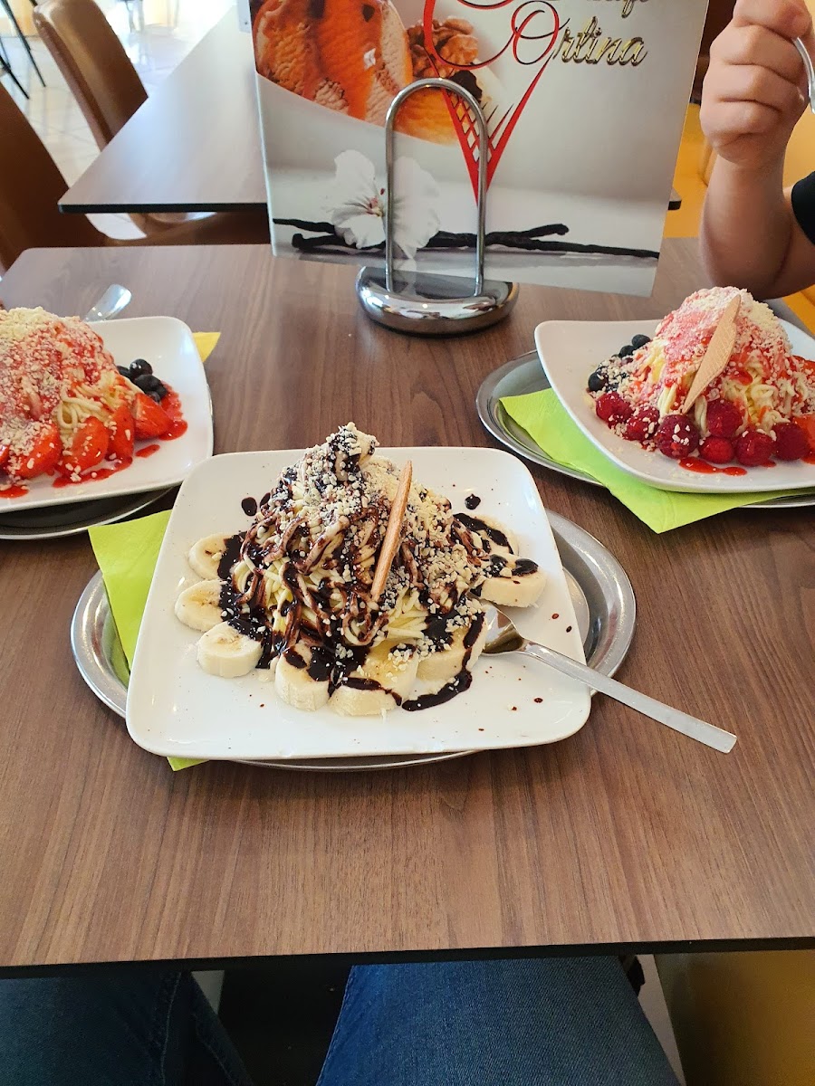Eiscafé Cortina Photo 10