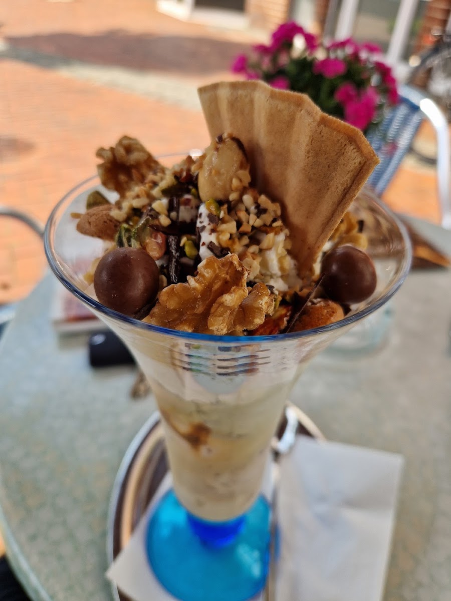 Eiscafé Cortina Photo 3