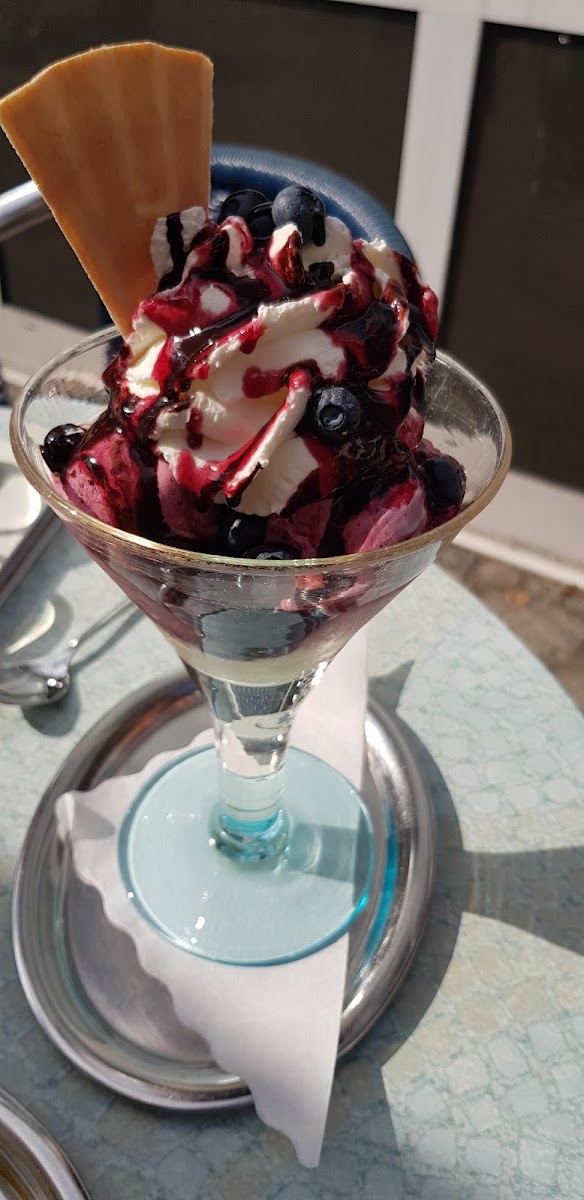 Eiscafé Cortina Photo 9