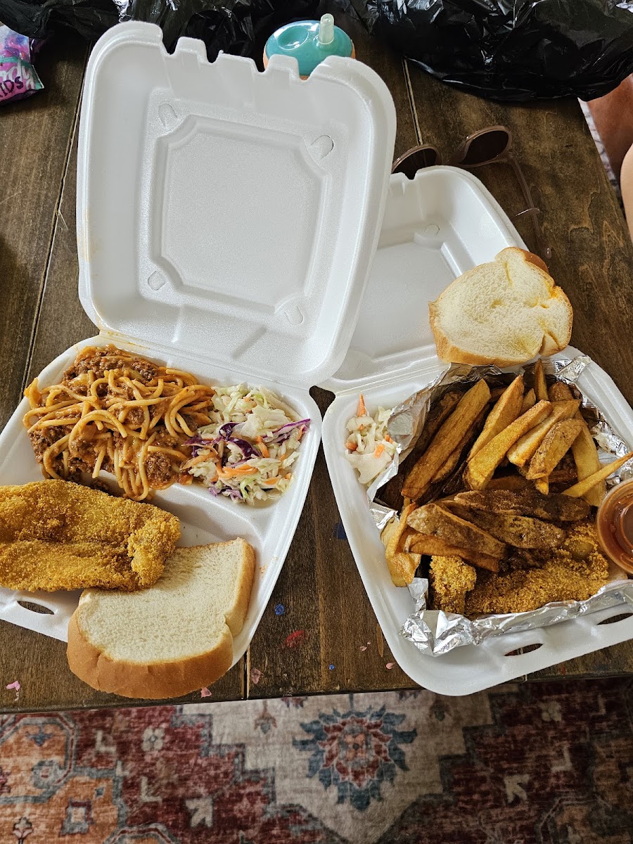 Yum Yums Take Out Cafe Photo 9