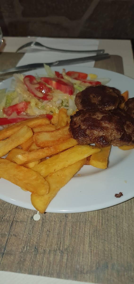 LARCHE KEBAB / CASSABA RESTAURANT Photo 7