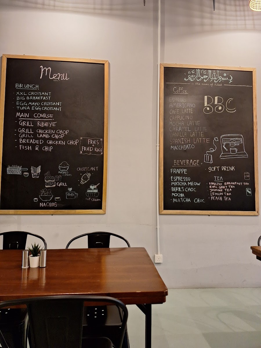 BEARTIK CAFE Photo Menu 1