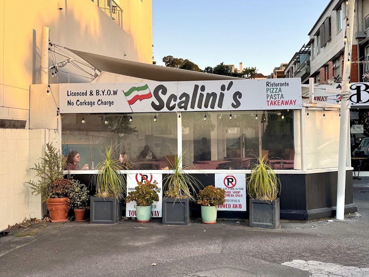 Scalini's Italian Restaurant & Pizzeria