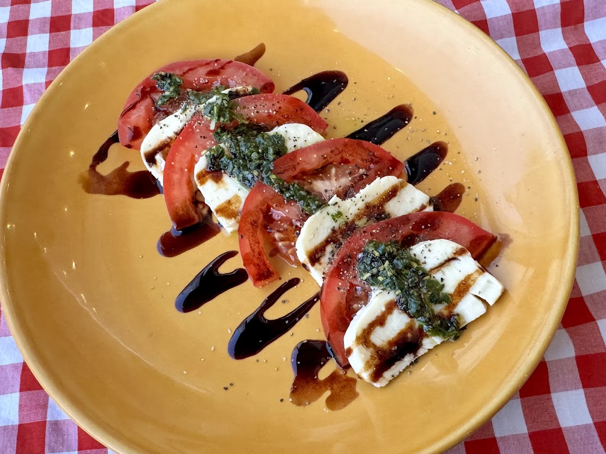 Scalini's Italian Restaurant & Pizzeria Photo 3