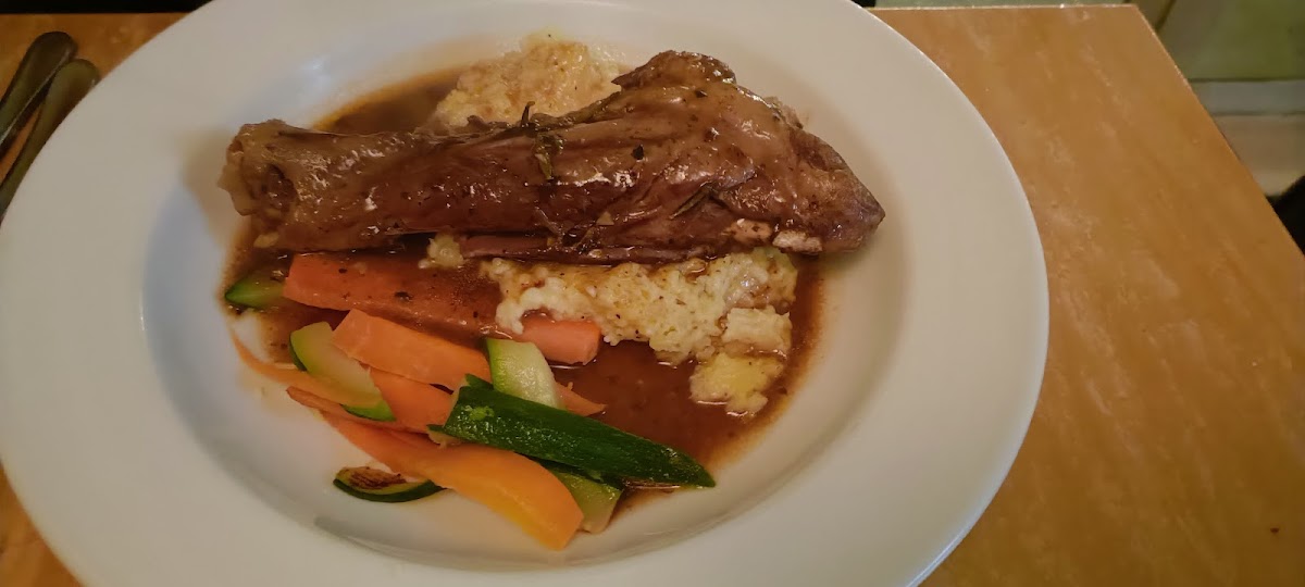 Scalini's Italian Restaurant & Pizzeria Photo 8