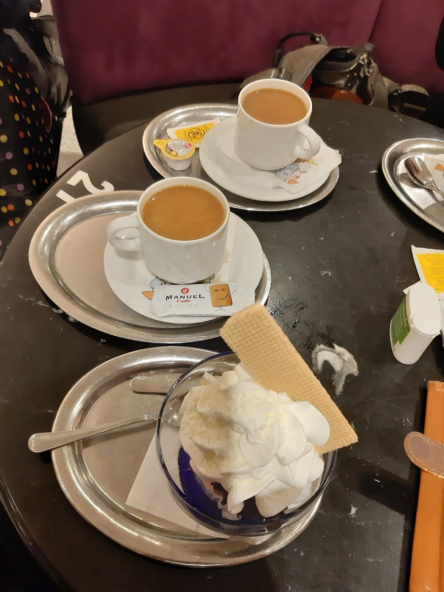 Eiscafé Florenz Photo 4