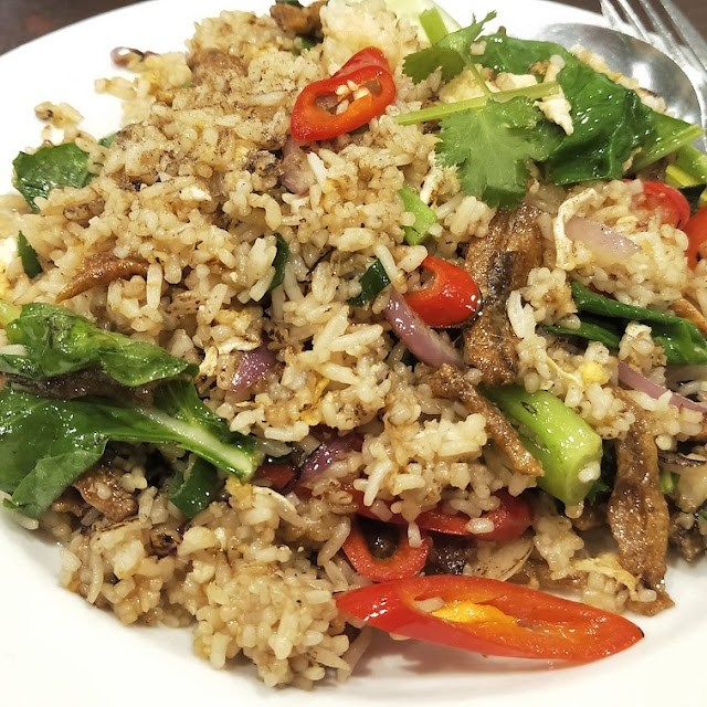 Na Rok Fried Rice