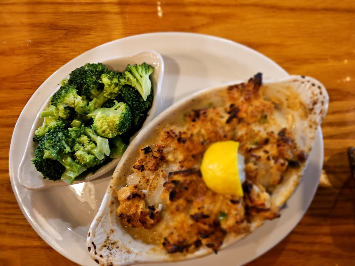 Skipper's Landing Restaurant Photo 8