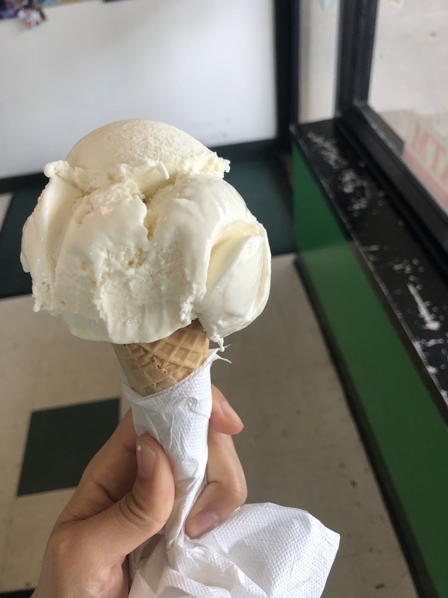 Kip's Ice Cream Photo 9
