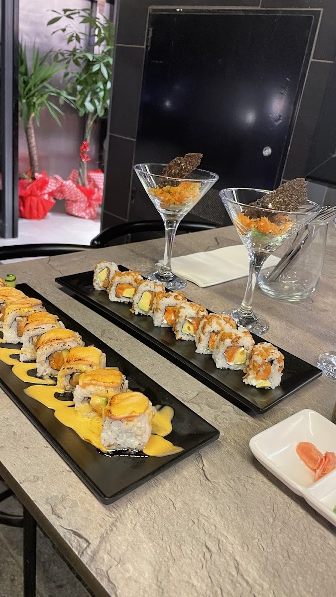 HANZO SUSHI Photo 3