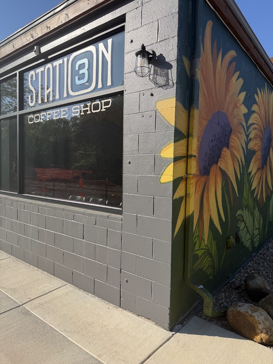Station 3 Coffee Shop Photo 3