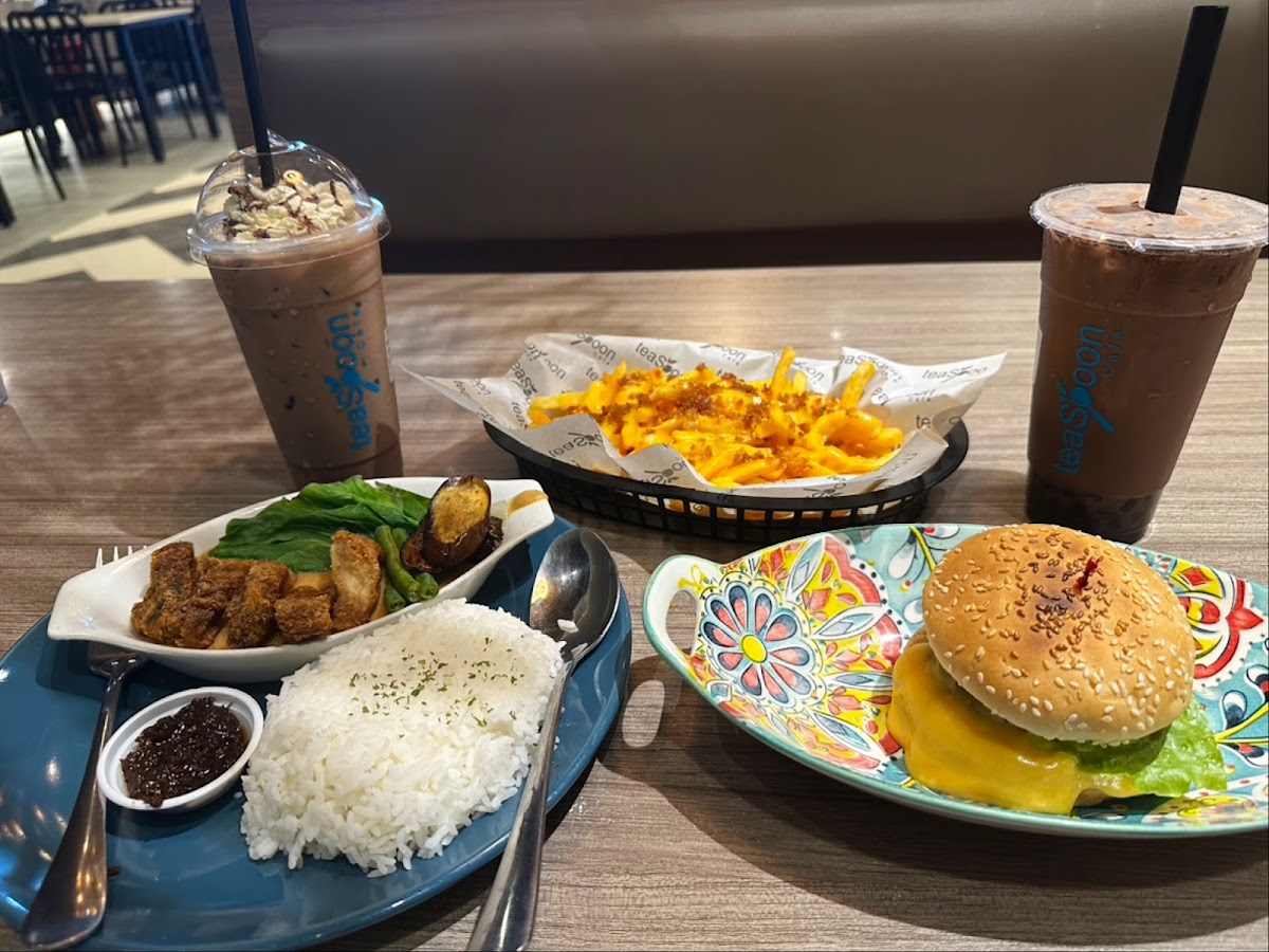TeaSpoon Cafe Juan Luna Branch Photo 8
