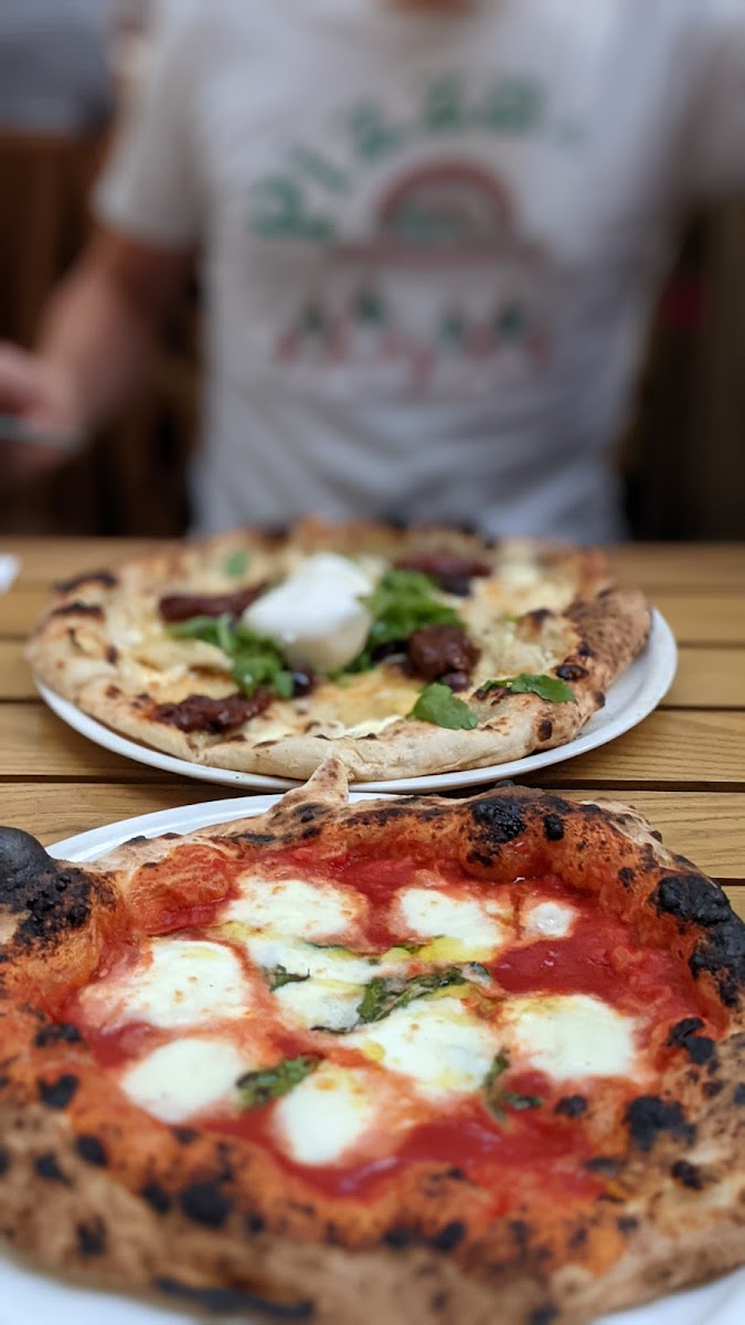 Jill - Neapolitanische Pizza Photo 5