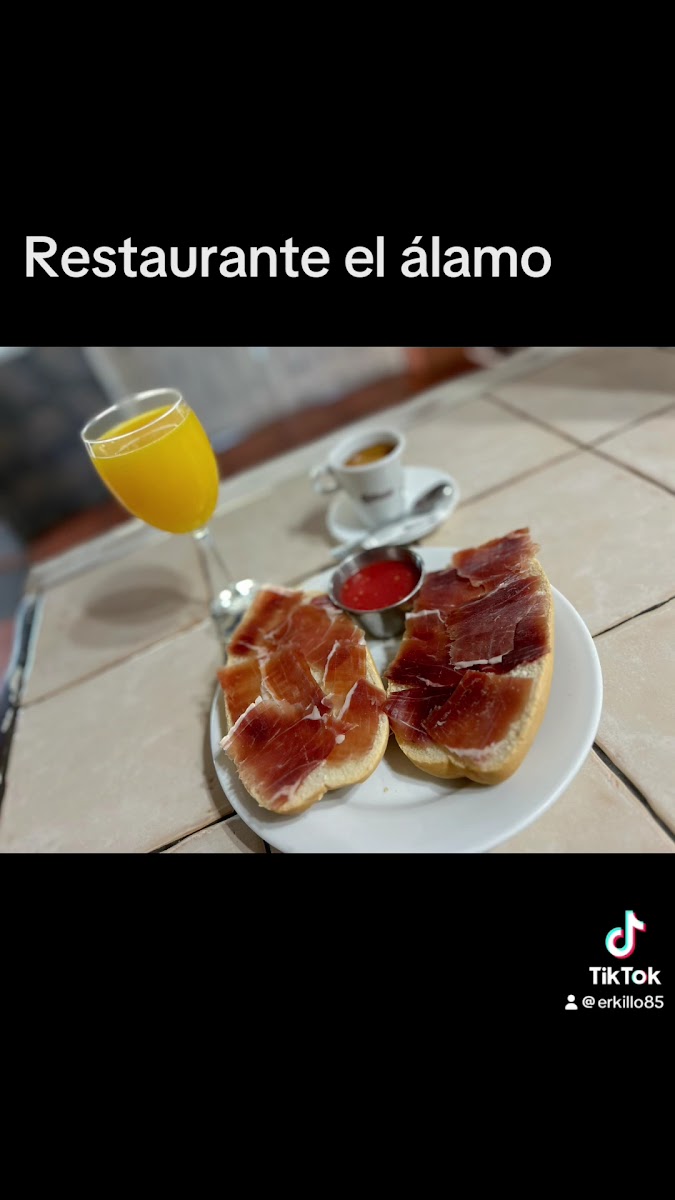 Restaurante El Álamo Photo 2