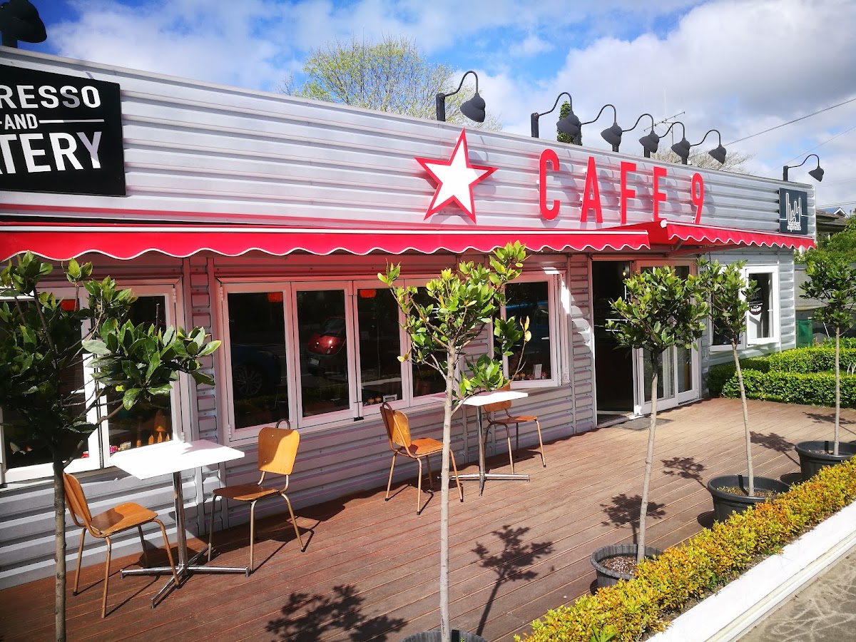 Cafe 9