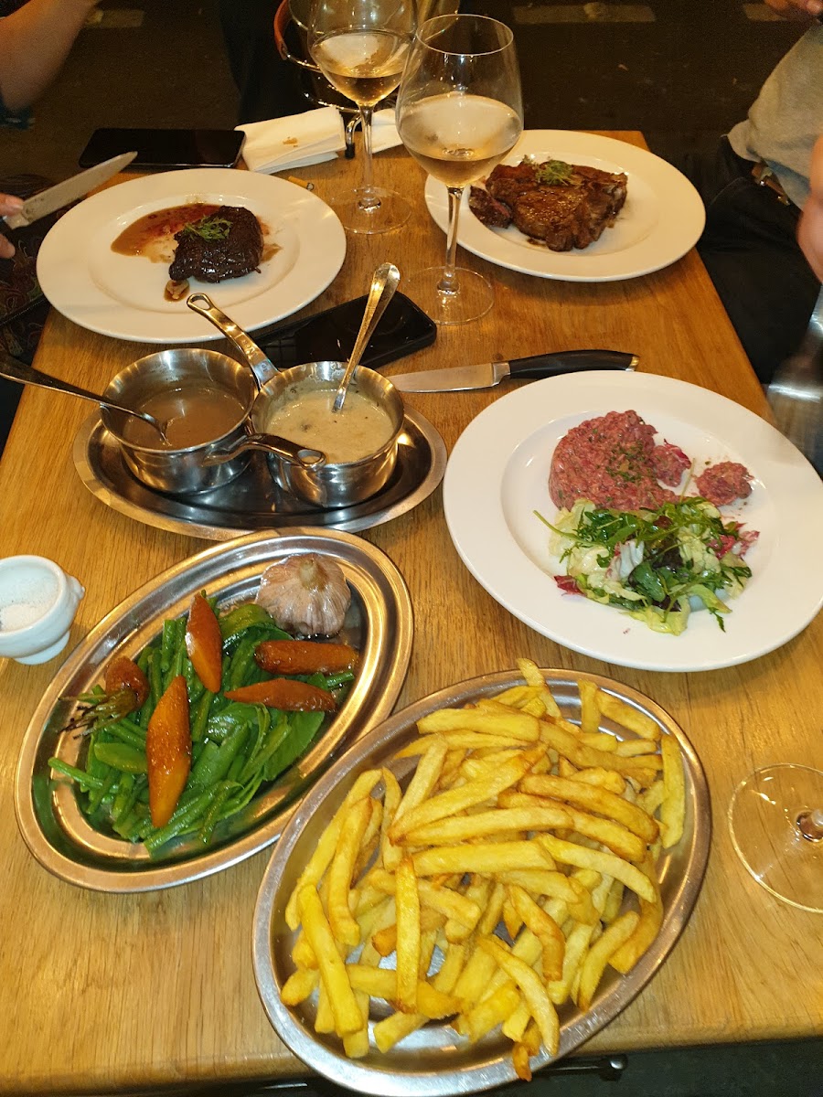 Le Bouchon (Rue de l’Amiral Hamelin) Photo 10