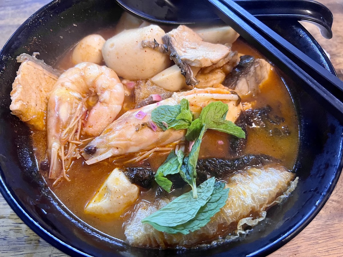Titi Bawah Tomyam Photo 2