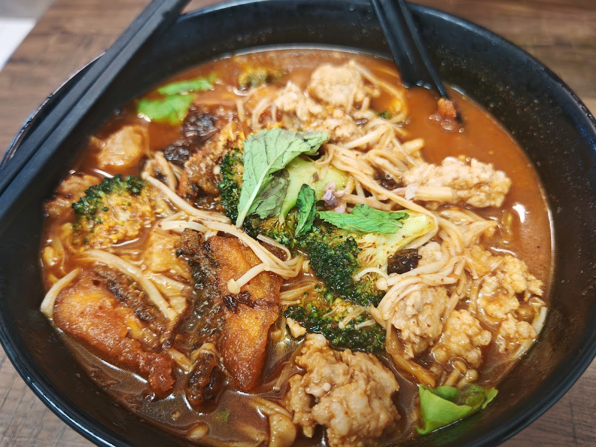 Titi Bawah Tomyam Photo 4