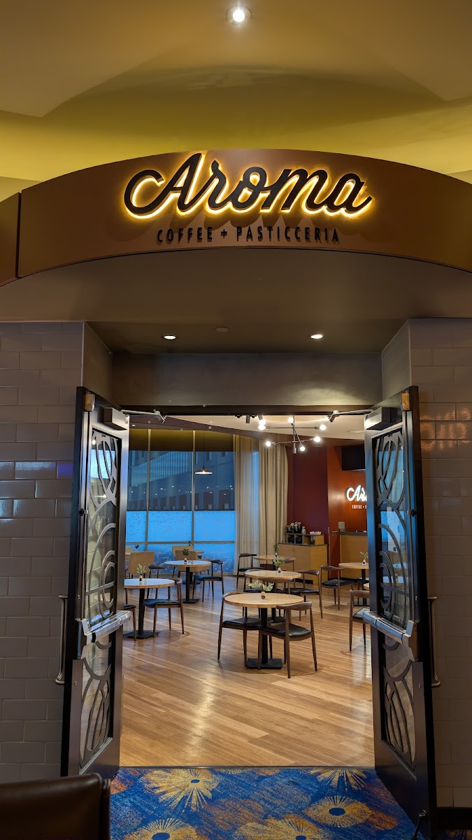 Aroma Coffee & Pasticceria - Wild Horse Pass