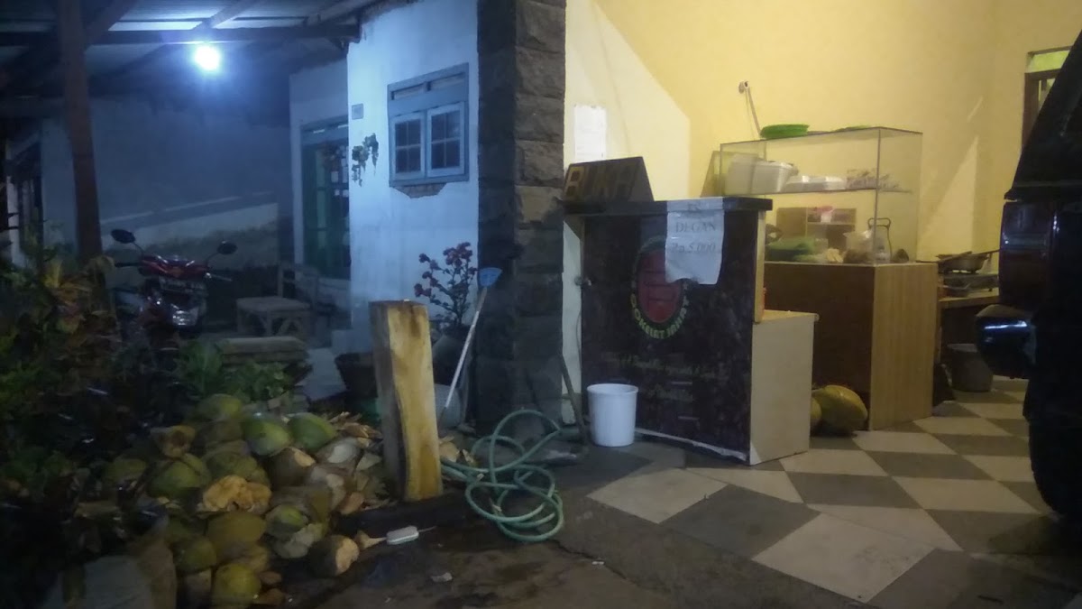 Warung teras es degan tahuh telor Photo 4