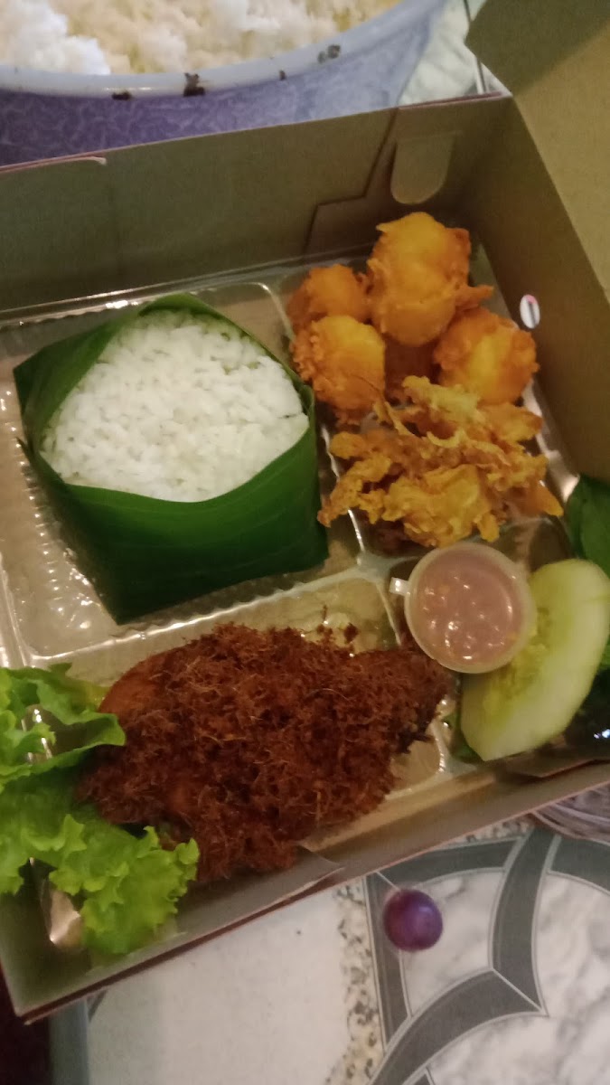Warung teras es degan tahuh telor Photo 5
