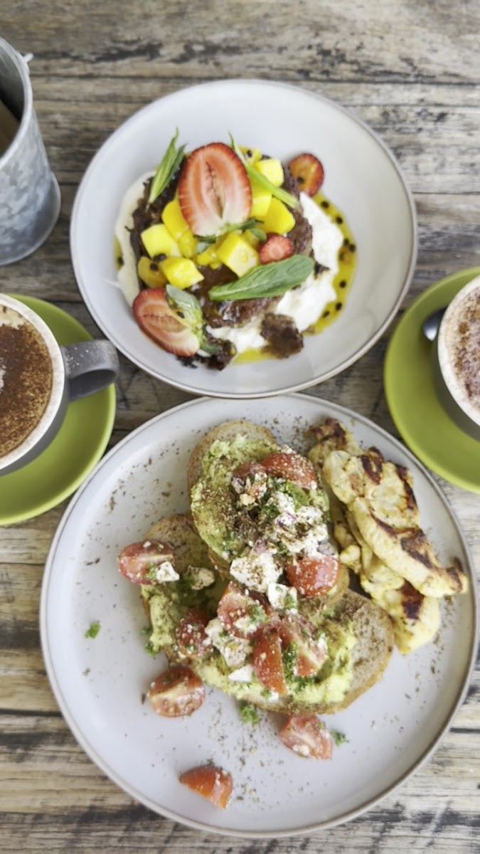 THE ORCHARD HILLS CAFE Photo 2