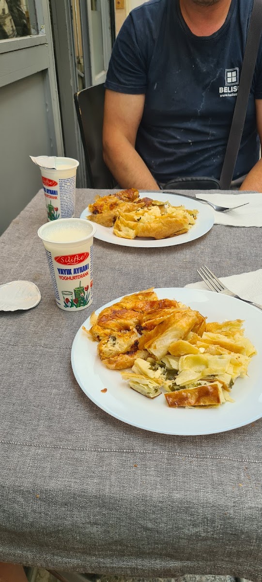 Mesken - Paris Börekçisi Photo 8
