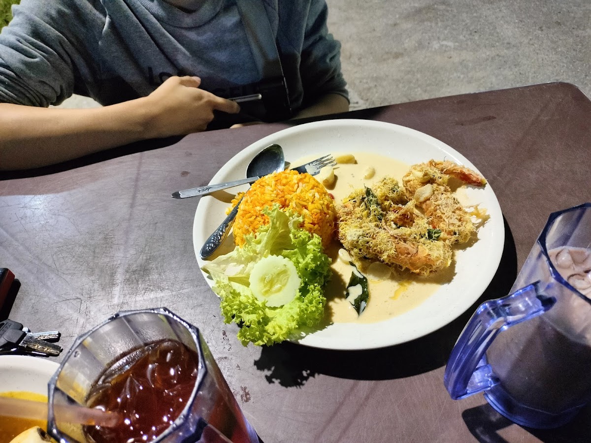 Tanjung Balau Jetty Restaurant Photo 9