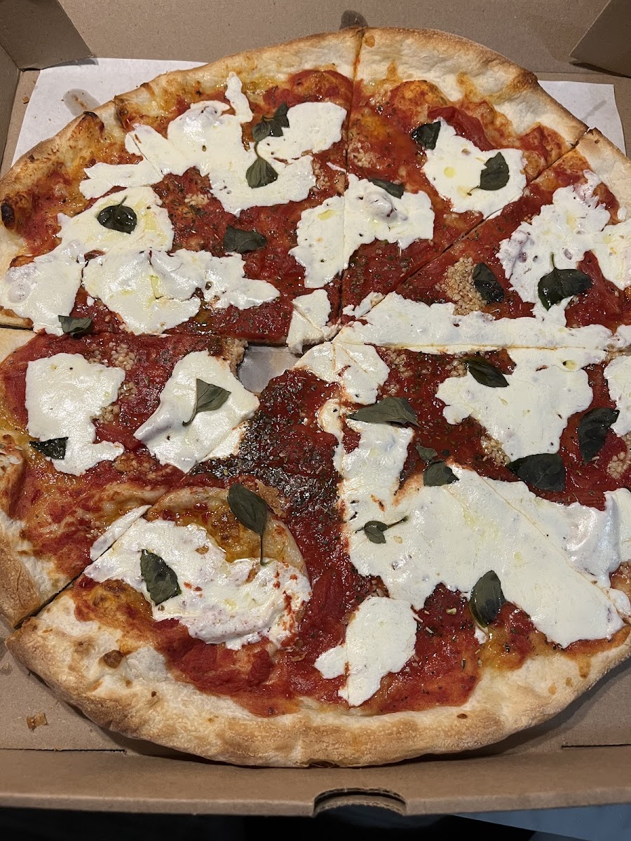 Carini Pizza Photo 6