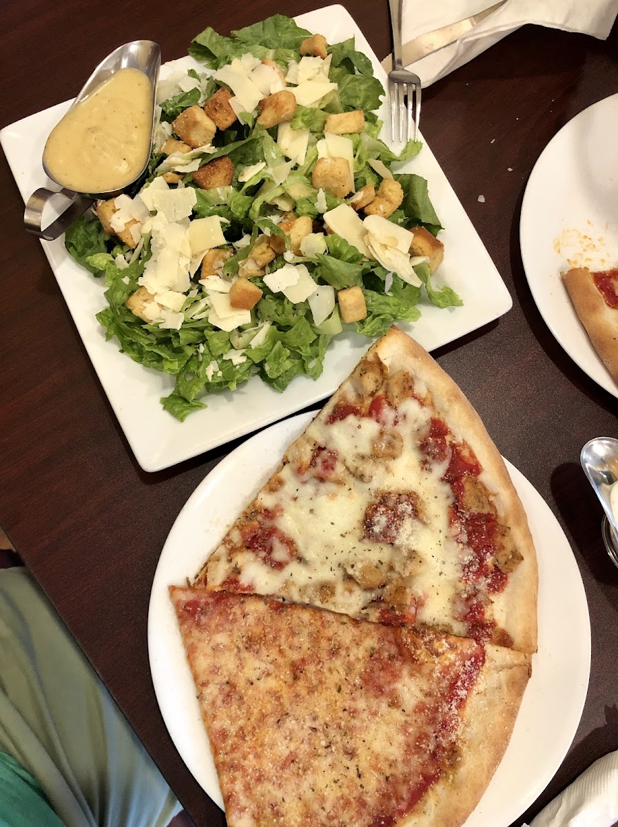 Carini Pizza Photo 7