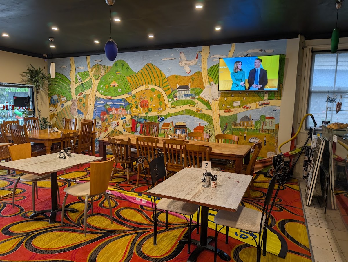 Meridian Cafe Photo 4