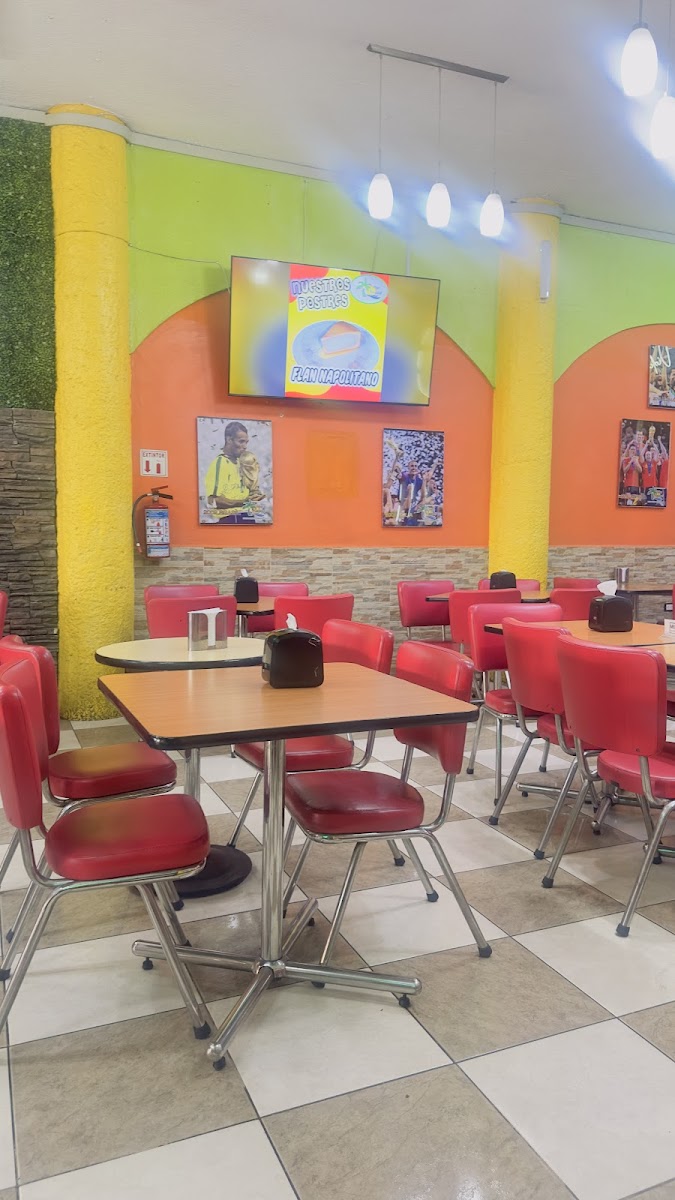 Restaurant Familiar: Viva Tabasco! Photo 3