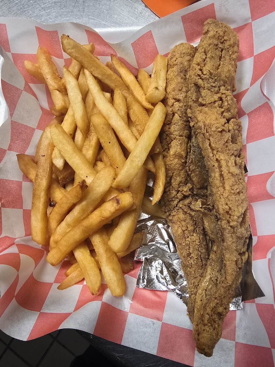 Motion Sports Bar & Grill Photo 9