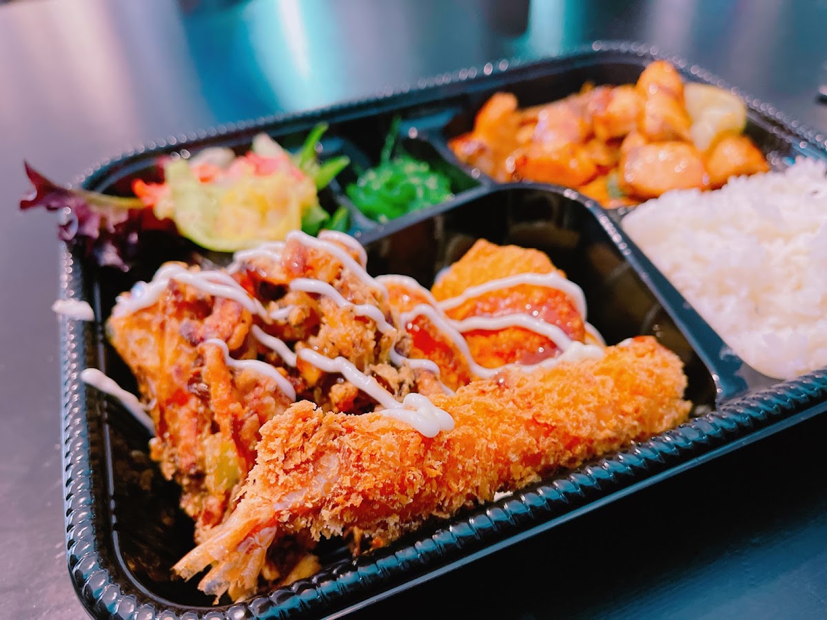 Oishii Tokyo - South Melbourne Photo 9