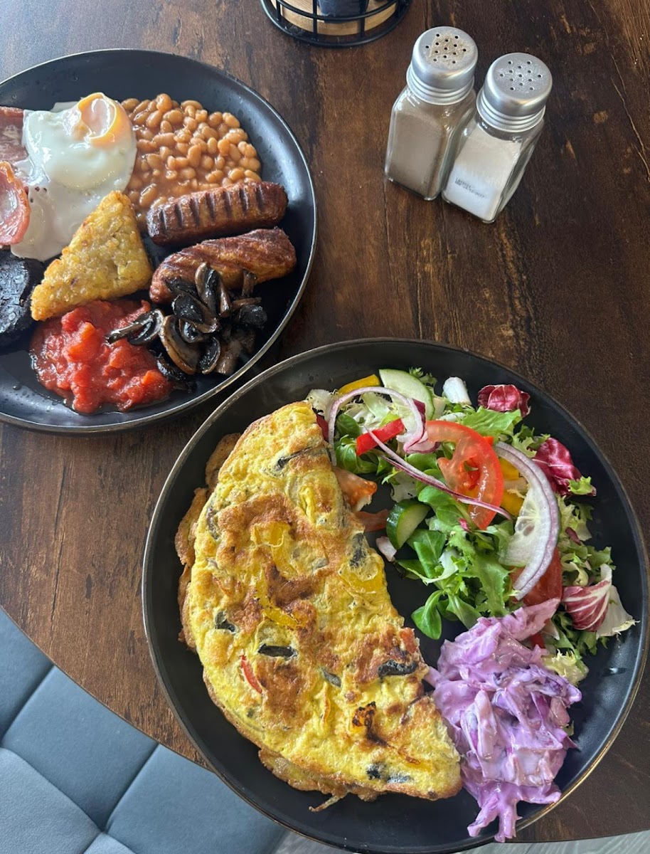 The AP Deli Hull Photo 2